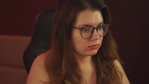 Snapshot of keytsilvas chatting on 01-12-25, 09:51 Keyt online show from 01-12-25, 09:51