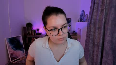 Snapshot of keytsilvas chatting on 01-28-25, 05:43 Keyt online show from 01-28-25, 05:43