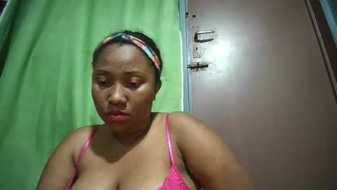 Snapshot of kezia0910 chatting on 10-13-25, 06:52 kezia0910 online show from 10-13-25, 06:52