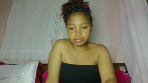 Snapshot of khaissa chatting on 03-08-26, 03:49 khaissa online show from 03-08-26, 03:49