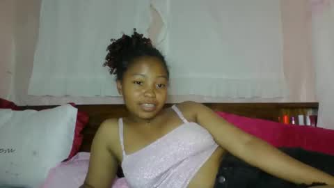 Snapshot of khaissa chatting on 03-11-26, 10:32 khaissa online show from 03-11-26, 10:32