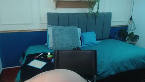 K H A I L A online show from 07-12-26, 01:35