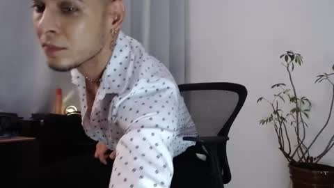 Snapshot of khalican chatting on 03-09-26, 10:08 KhalicaN online show from 03-09-26, 10:08