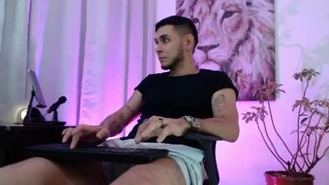 KhalicaN online show from 05-02-26, 04:17