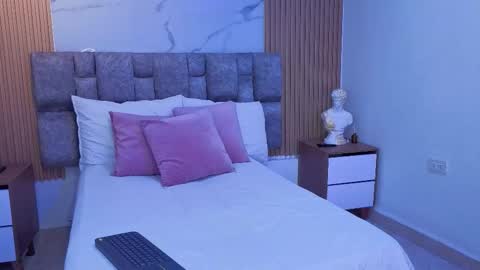 Snapshot of khalifa_fletcher chatting on 12-19-25, 12:17 khalifa online show from 12-19-25, 12:17