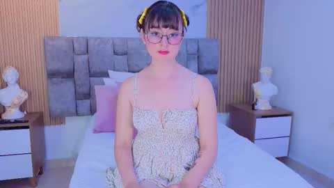 Snapshot of khalifa_fletcher chatting on 01-12-26, 11:43 khalifa online show from 01-12-26, 11:43