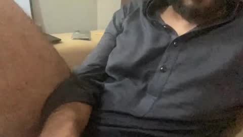 Snapshot of khaqan4u chatting on 03-10-25, 04:03 khaqan4u online show from 03-10-25, 04:03