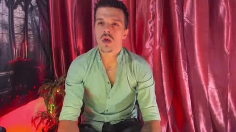 Snapshot of khatarsis2000 chatting on 11-04-25, 06:34 DonyBrown online show from 11-04-25, 06:34