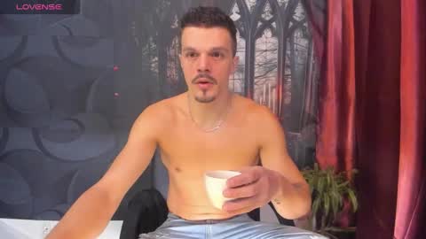 Snapshot of khatarsis2000 chatting on 01-13-26, 03:56 DonyBrown online show from 01-13-26, 03:56