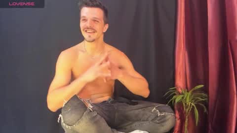 Snapshot of khatarsis2000 chatting on 02-03-26, 06:22 DonyBrown online show from 02-03-26, 06:22