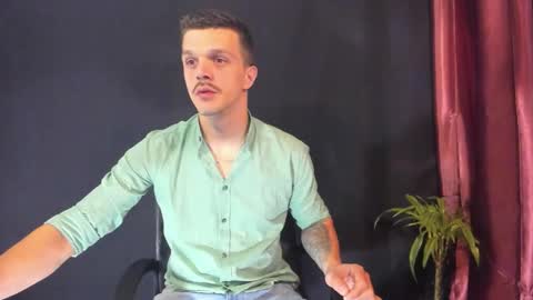 Snapshot of khatarsis2000 chatting on 03-01-26, 06:04 DonyBrown online show from 03-01-26, 06:04