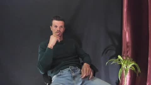 Snapshot of khatarsis2000 chatting on 03-08-26, 04:27 DonyBrown online show from 03-08-26, 04:27