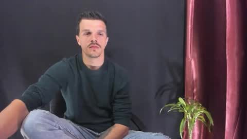 Snapshot of khatarsis2000 chatting on 03-11-26, 04:18 DonyBrown online show from 03-11-26, 04:18