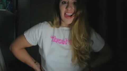 Snapshot of khelzy chatting on 03-10-26, 04:06 Khel online show from 03-10-26, 04:06