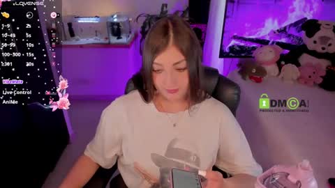 Khi.  online show from 01-12-25, 01:16