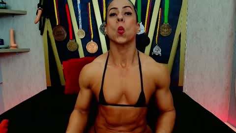    online show from 06-06-26, 06:01