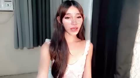 khloe online show from 10-26-25, 01:06