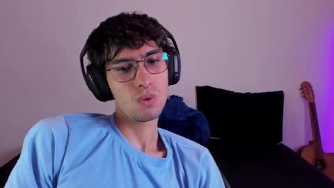 khozler_ online show from 02-18-25, 06:15