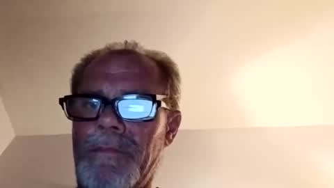 khrisdm48 online show from 03-01-26, 06:04