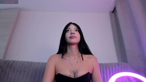 Snapshot of ki_ttyuu chatting on 04-10-26, 02:17 Ellie online show from 04-10-26, 02:17