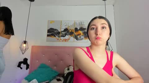 Snapshot of kiara__white chatting on 10-16-25, 12:28 Kiara online show from 10-16-25, 12:28