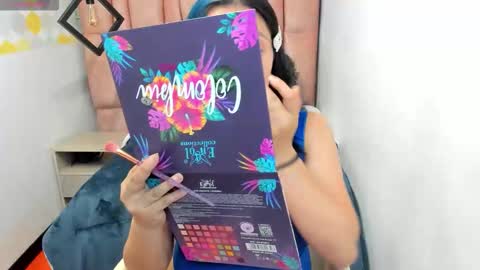 Snapshot of kiara_cruz__ chatting on 10-16-25, 08:21 kiara Cruz online show from 10-16-25, 08:21