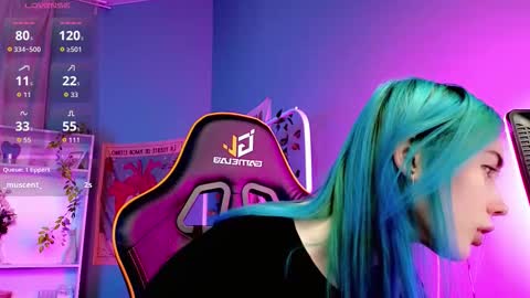 Kira online show from 09-15-25, 08:42