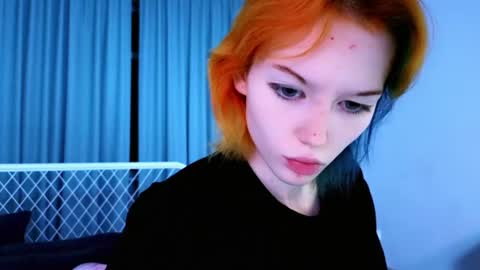 Kira online show from 07-04-26, 10:38