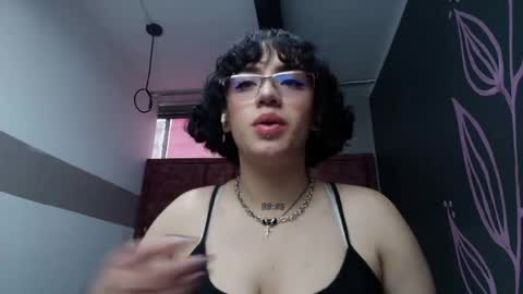 KIARA FOX online show from 04-29-26, 09:32