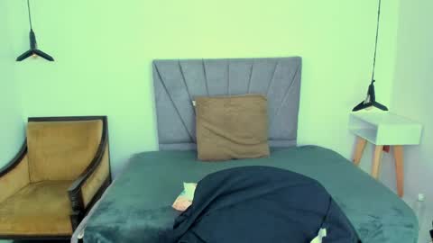 KIARA FOX online show from 05-01-26, 08:24