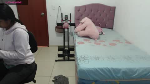 Kiara online show from 12-24-24, 08:05