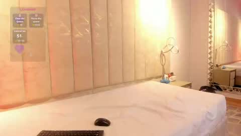 Kiara online show from 11-22-25, 01:21