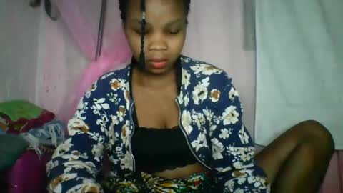 Snapshot of kiarah_69 chatting on 05-07-26, 06:46 kiarah 69 online show from 05-07-26, 06:46