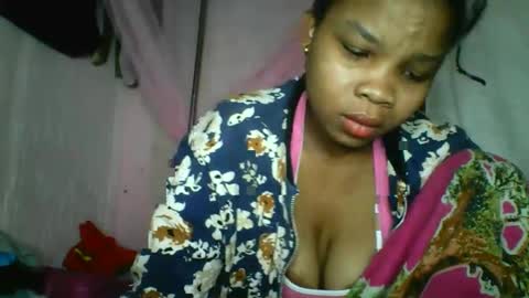 Snapshot of kiarah_69 chatting on 05-22-26, 08:32 kiarah 69 online show from 05-22-26, 08:32
