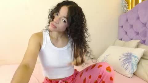 Kiara online show from 04-19-26, 03:33