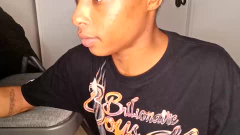 HunneysPlayRoom online show from 02-12-26, 09:15