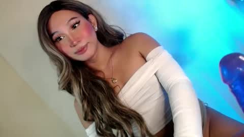 Snapshot of kiera_on_fire chatting on 12-09-24, 10:22 Kiera online show from 12-09-24, 10:22