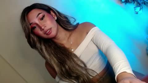 Snapshot of kiera_on_fire chatting on 01-20-25, 09:35 Kiera online show from 01-20-25, 09:35