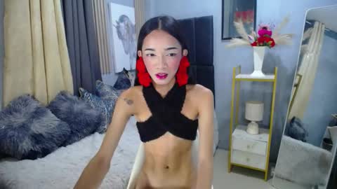 kieramoore online show from 12-14-25, 11:04