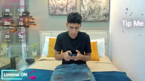 Kieran Derek online show from 11-11-25, 03:39