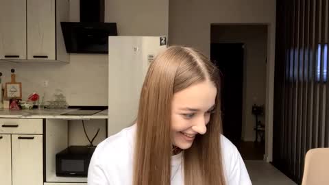 Snapshot of kierstenmorioka chatting on 12-02-25, 09:14 Hey theremy name is Sofi online show from 12-02-25, 09:14