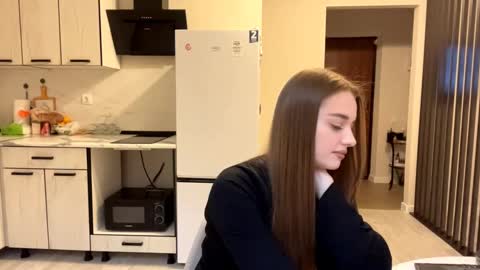 Snapshot of kierstenmorioka chatting on 12-03-25, 09:40 Hey theremy name is Sofi online show from 12-03-25, 09:40