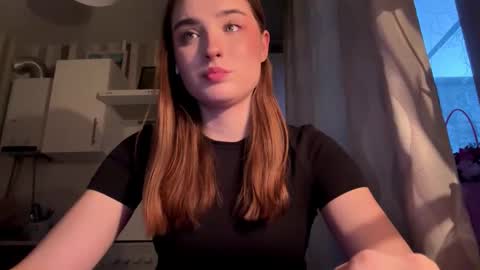 Ola my name is Lissa  Lets hit 10 Thumbs Up together   online show from 03-13-26, 03:07