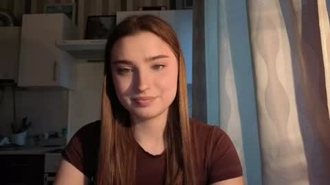 Ola my name is Lissa  Lets hit 10 Thumbs Up together   online show from 04-25-26, 03:42