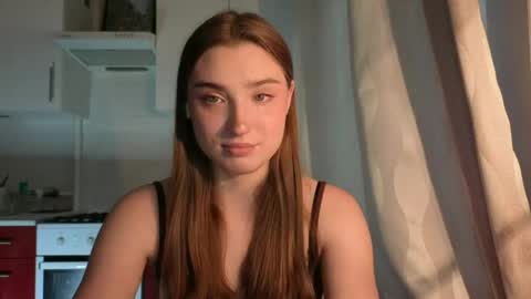 Snapshot of kierstentates chatting on 05-11-26, 02:34 Ola my name is Lissa Lets hit 10 Thumbs Up together online show from 05-11-26, 02:34