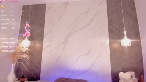 Kim Thompson online show from 10-16-25, 06:31