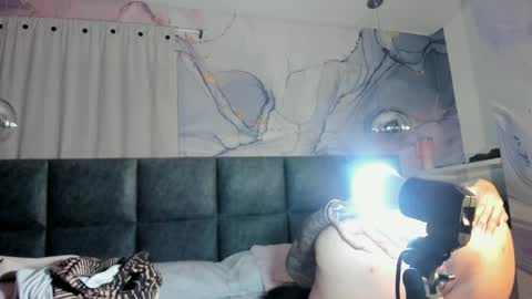 Kim online show from 06-09-26, 11:55