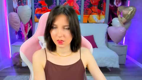 Kika online show from 02-22-26, 06:35