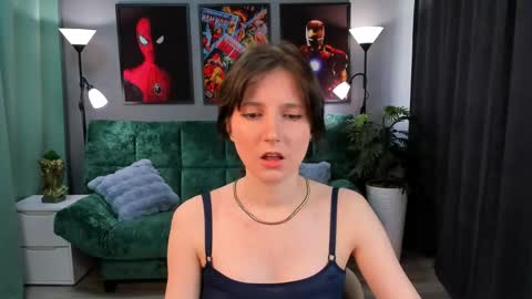 Kika online show from 05-08-26, 02:39