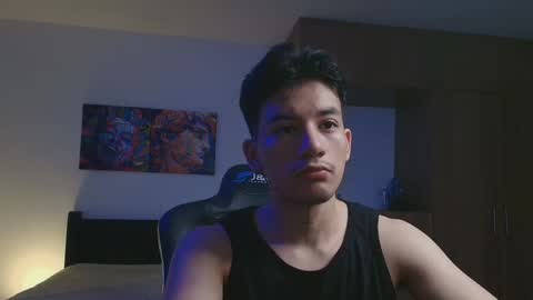 Snapshot of kikeruiz_19 chatting on 10-27-25, 01:09 kikeruiz 19 online show from 10-27-25, 01:09